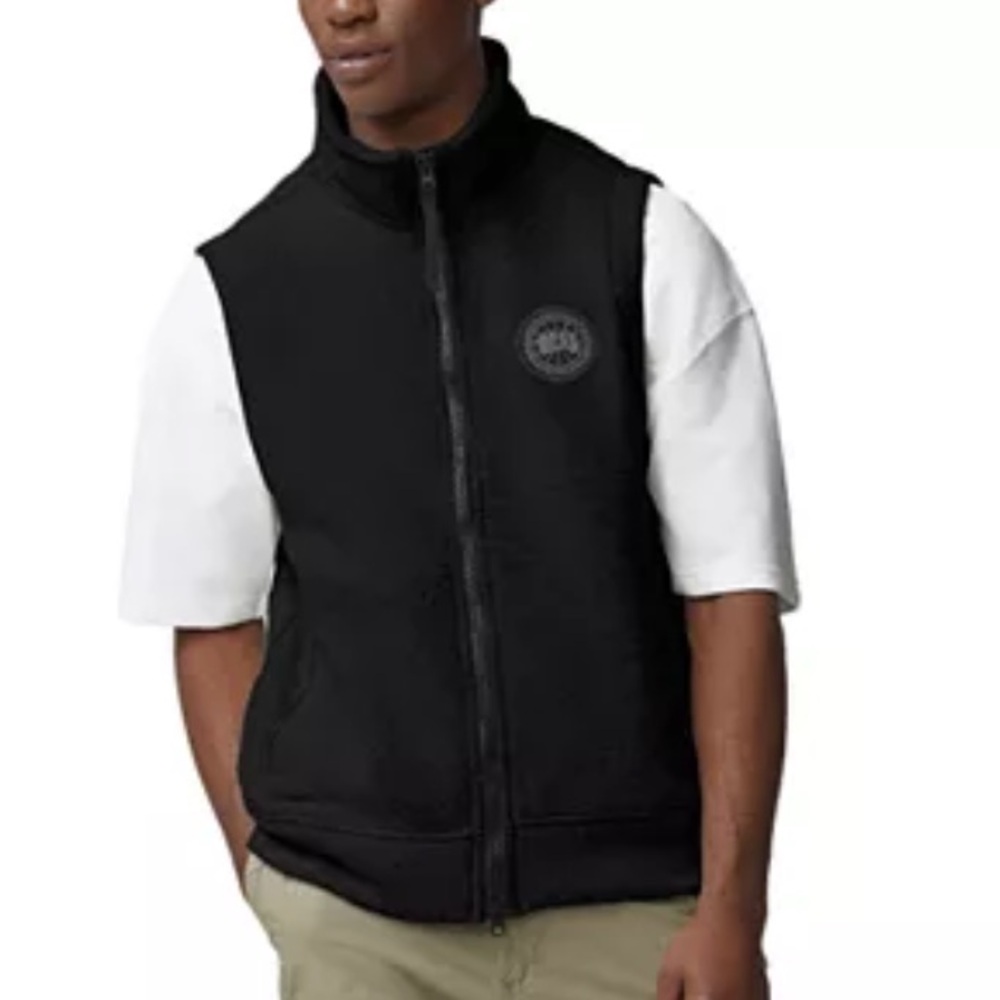 NWT AUTHENTIC Canada Goose “Mersey” Kind Fleece Vest, black label, size medium